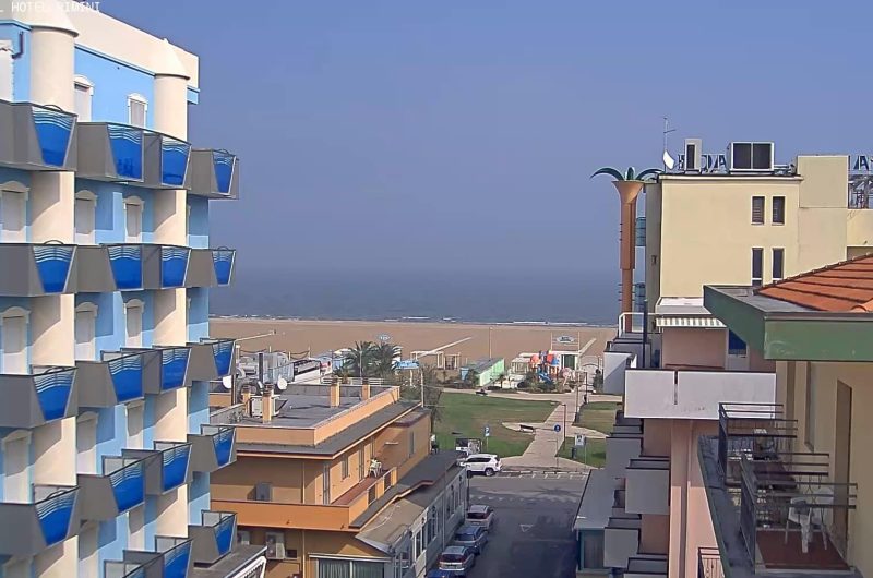 camere-hotel-rimini-con-vista-mare
