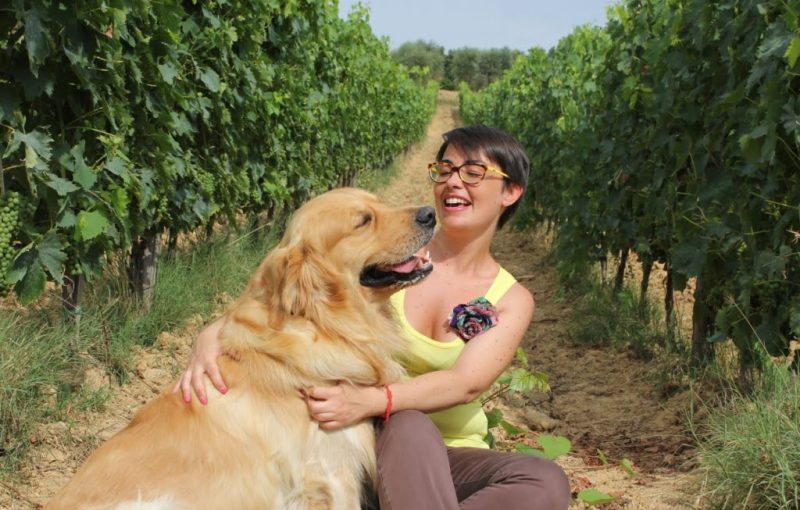degustazione-cantina-vino-con-cane-